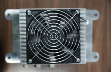 Keming 3.3kW 72V 40A 배터리 OBC IP67 EV 빠른 충전기는 짝짓기 커넥터와 함께 충전기에 버스를 섭취 할 수 있습니다.